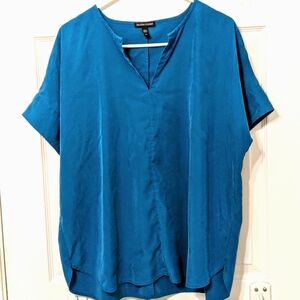 Eileen Fischer Split Neck Tunic Short Sleeve Top Size S in Blue